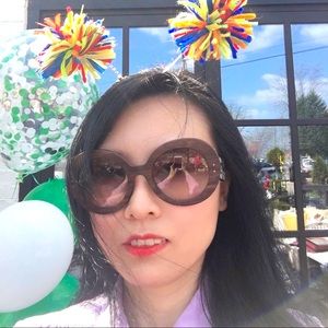 Meet your Posher, Coco